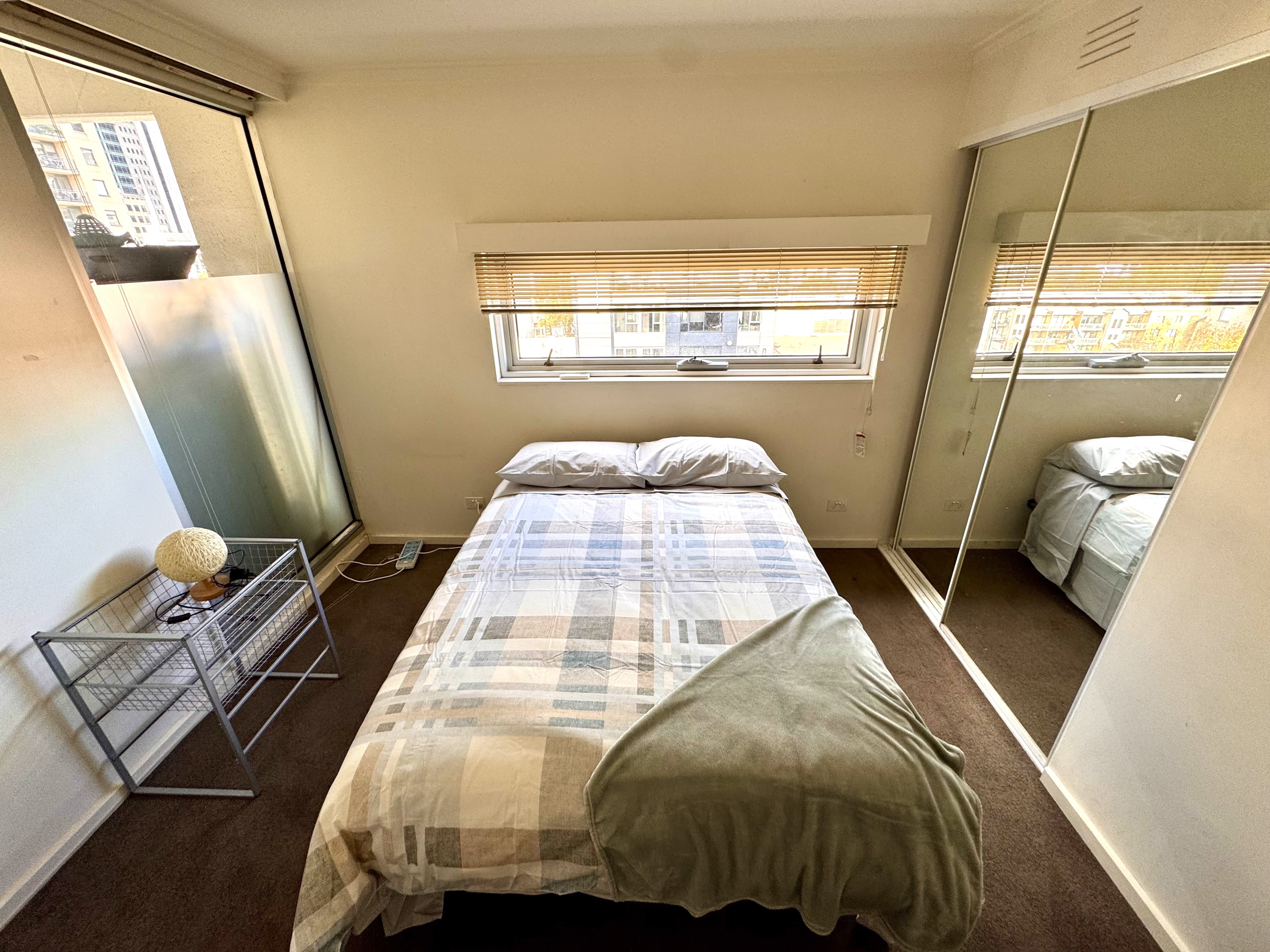 Room with AC near Southern Cross Station photo 18