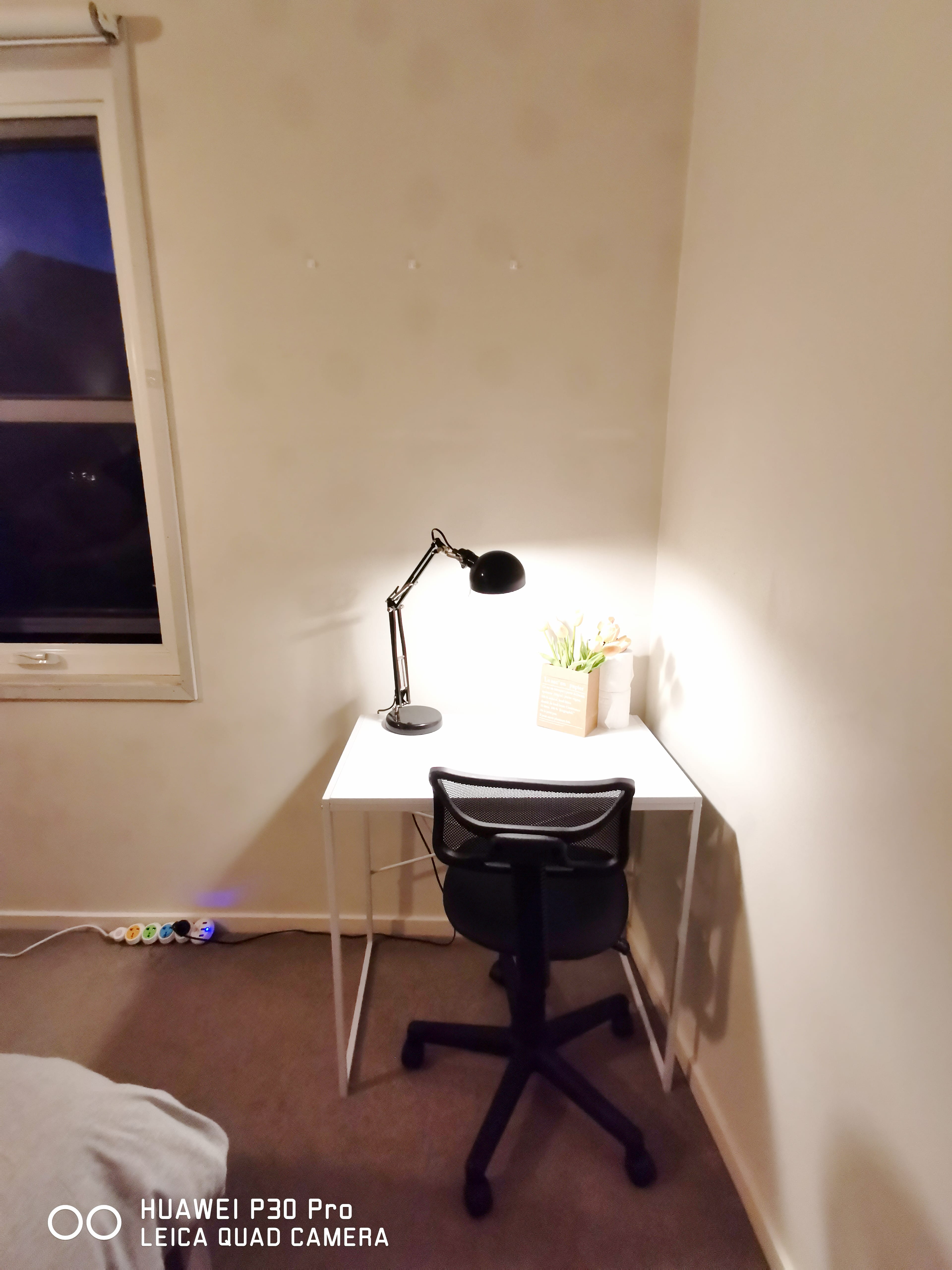 Spacious Private Room near NGV,Crown and Flinder Station, Gym, Pool photo 2