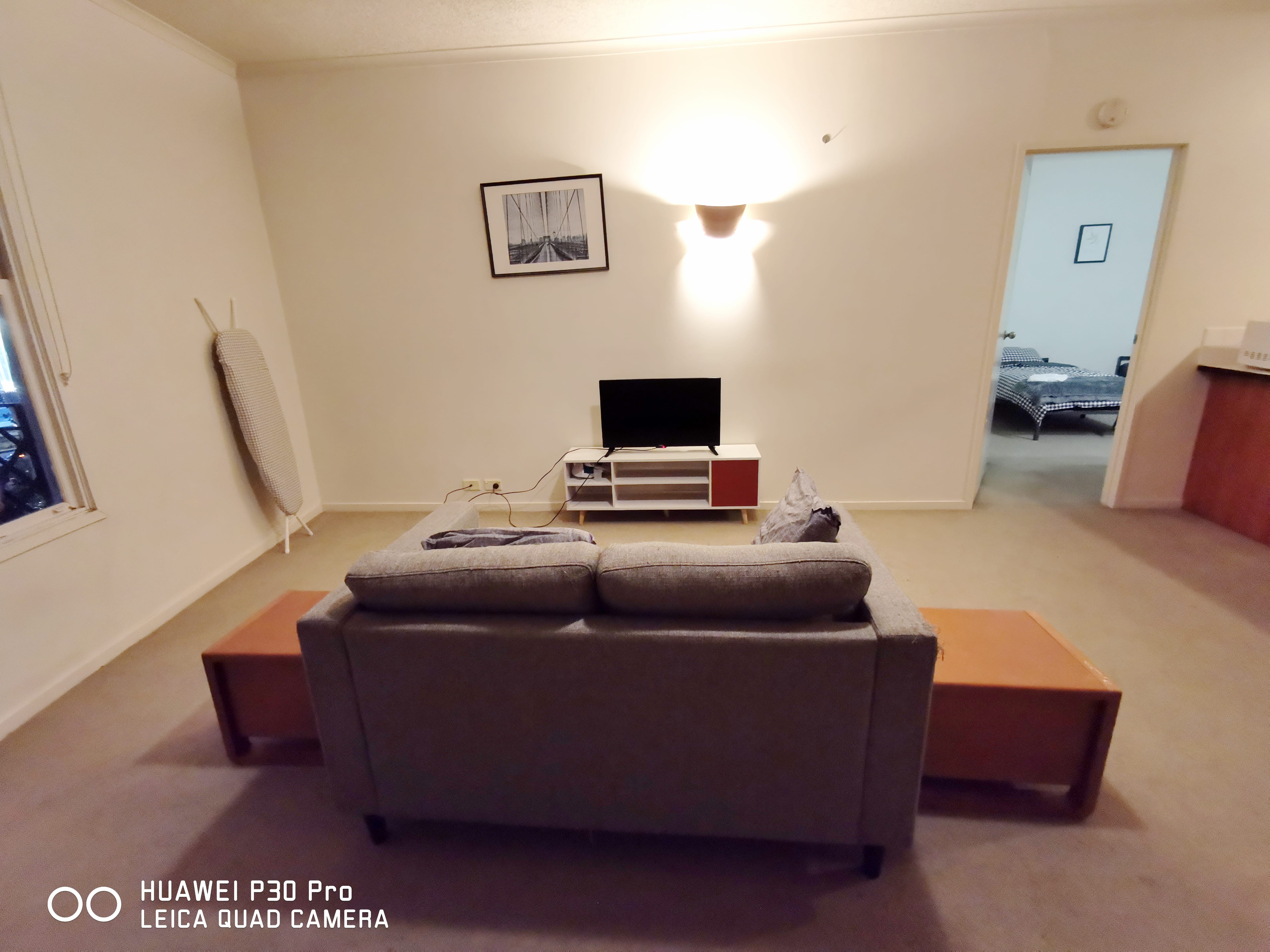 Spacious Private Room near NGV,Crown and Flinder Station, Gym, Pool photo 17