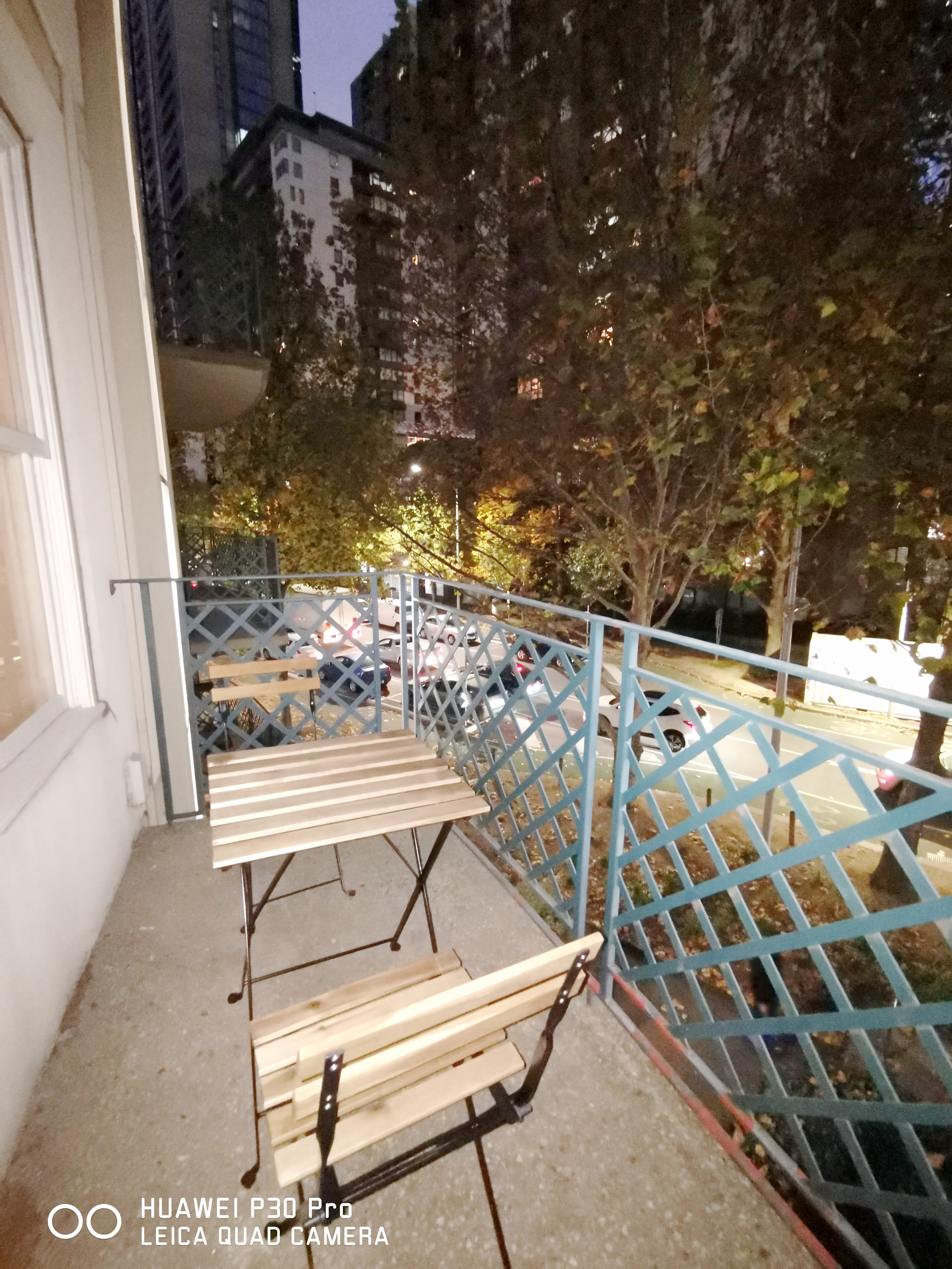 Spacious Private Room near NGV,Crown and Flinder Station, Gym, Pool photo 25