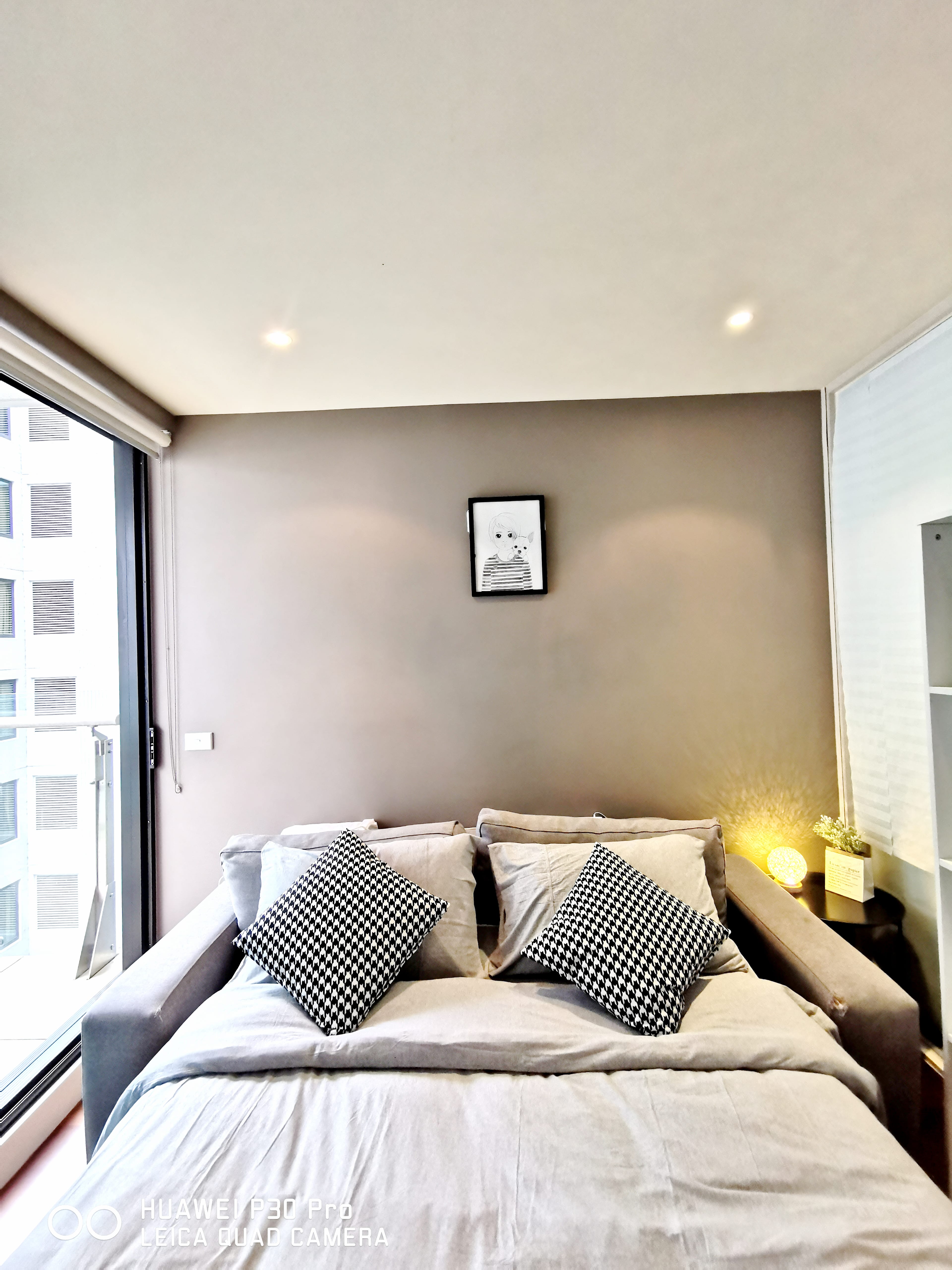 Private Room With Balcony in Mel CBD, Gym, Pool photo 2