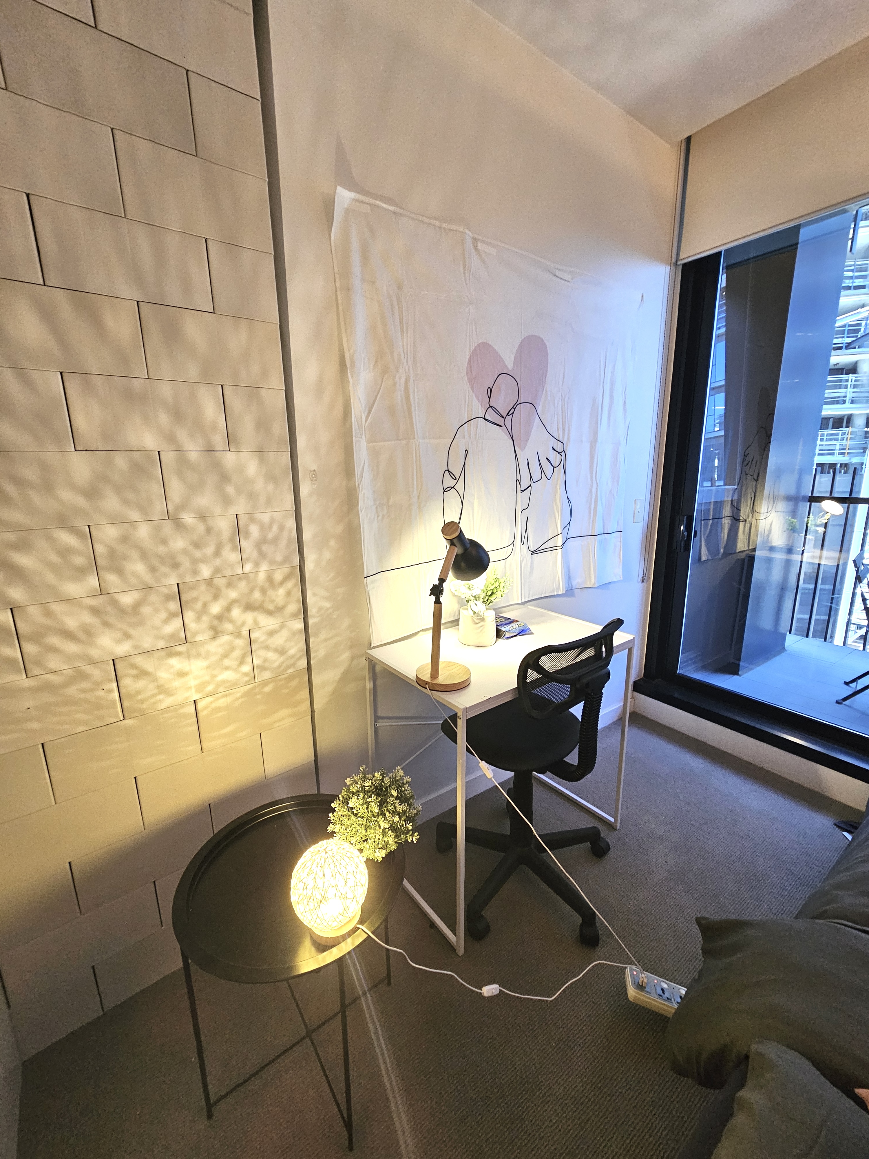 Peaceful 🧱LEGO🧱 Room with Balcony Access on St Kilda Rd photo 4